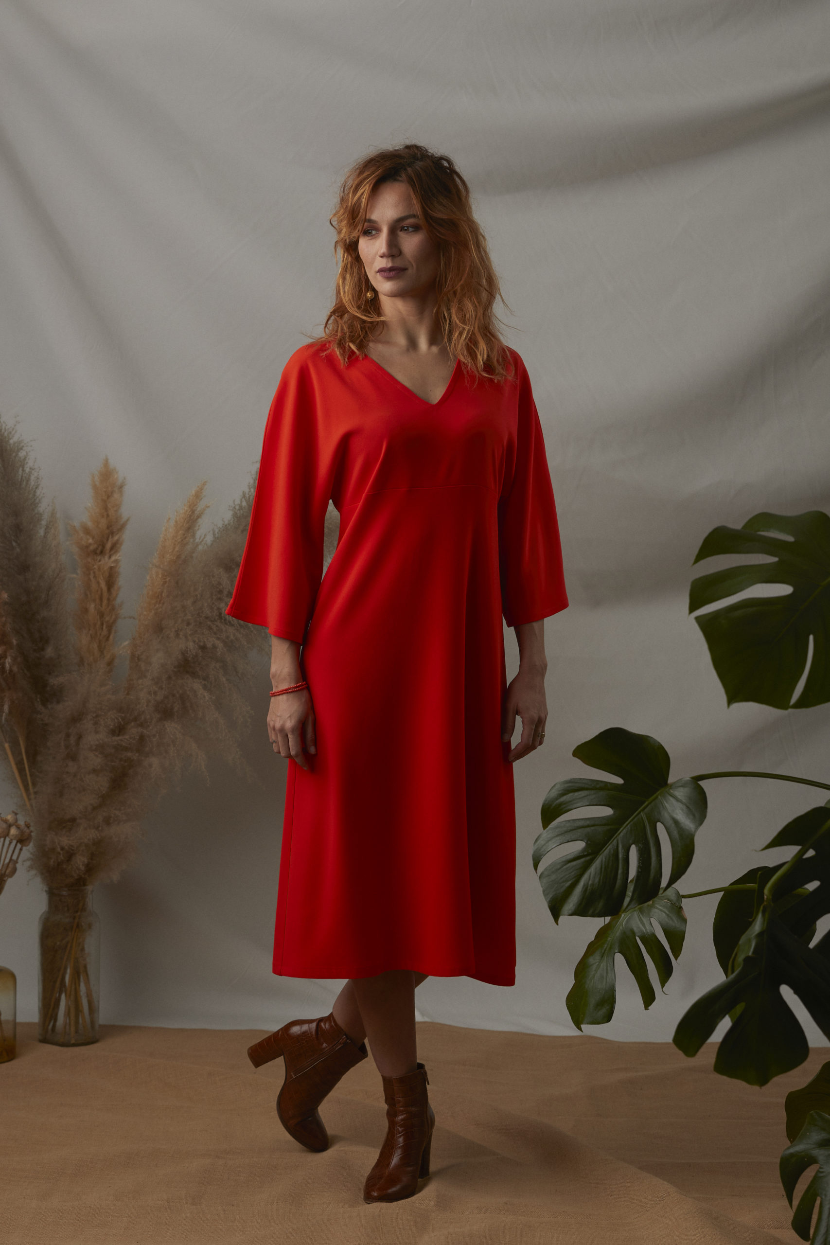 Robe HANAÉ orange vif manches kimono Robe HANAÉ orange vif manches kimono