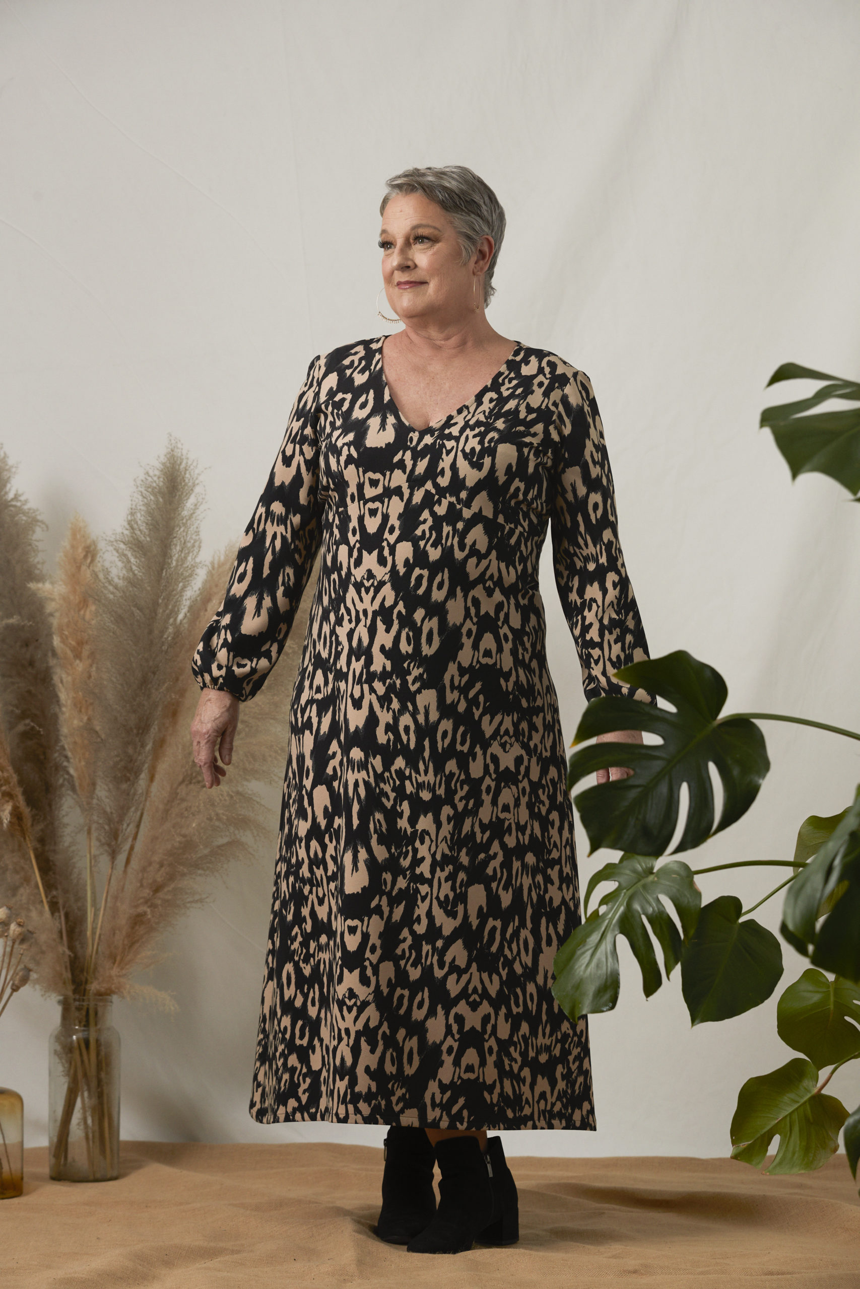 Robe CRISTINA imprimé beige et noir Robe CRISTINA imprimé beige et noir