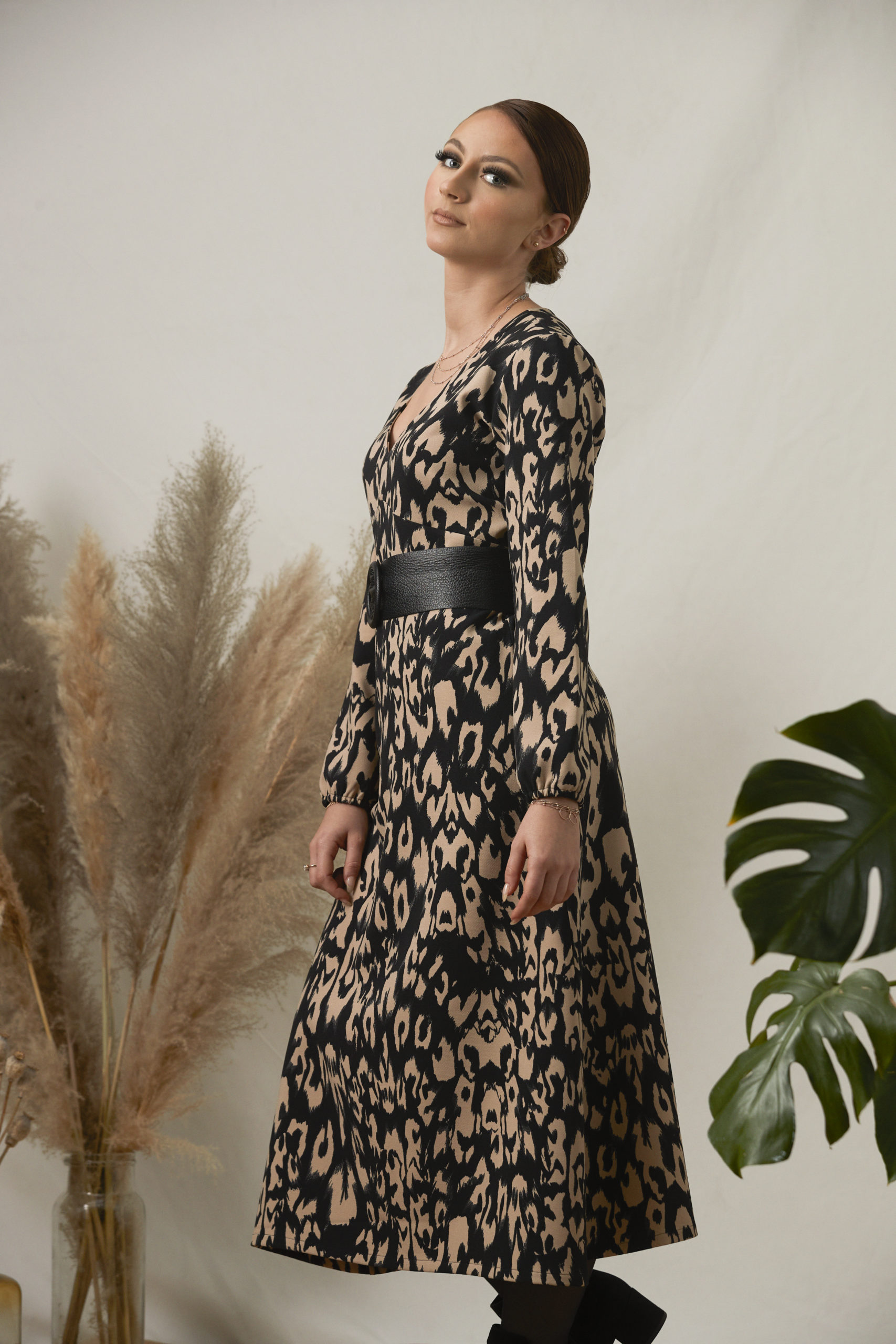 Robe CRISTINA imprimé beige et noir Robe CRISTINA imprimé beige et noir