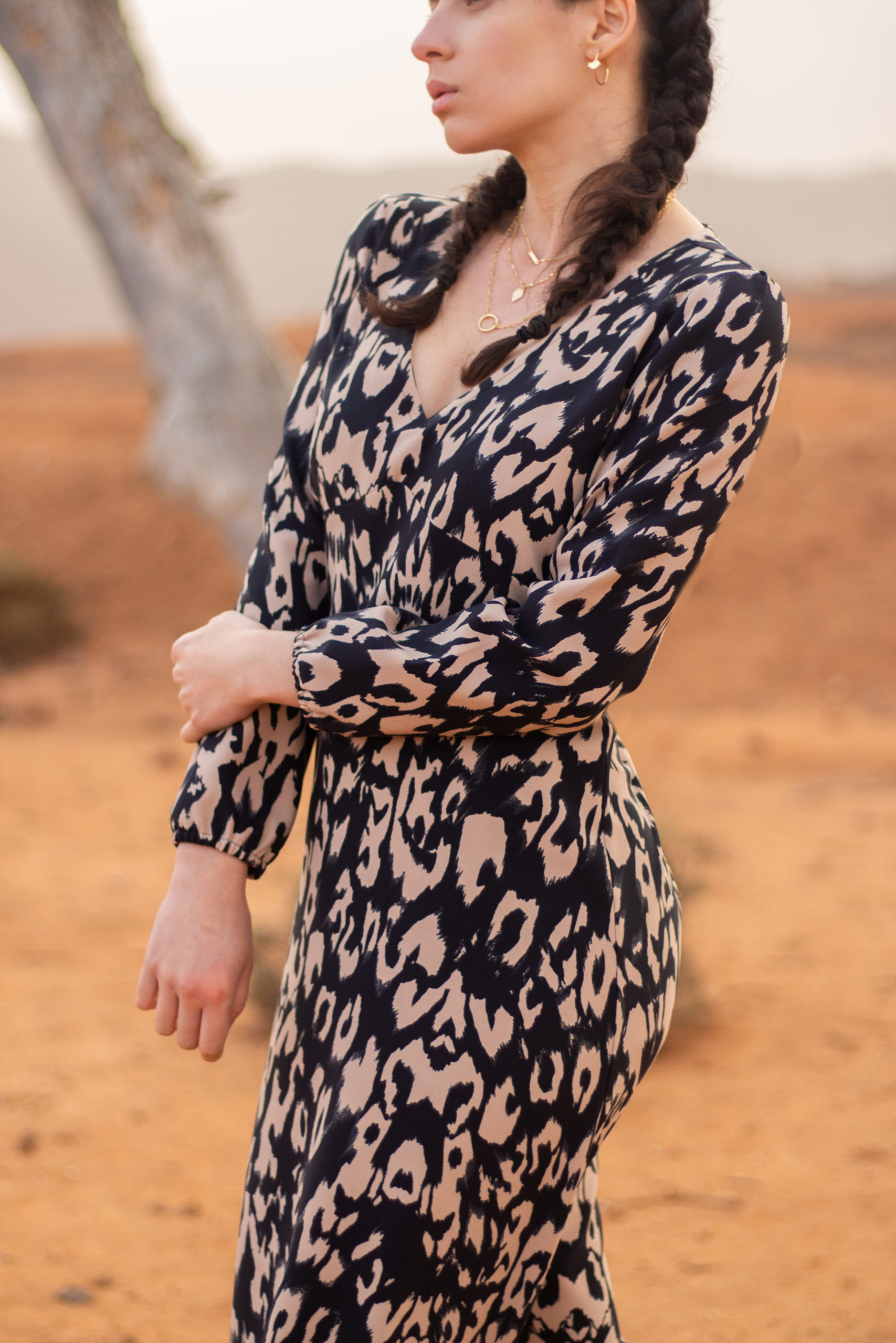 Robe CRISTINA imprimé beige et noir Robe CRISTINA imprimé beige et noir