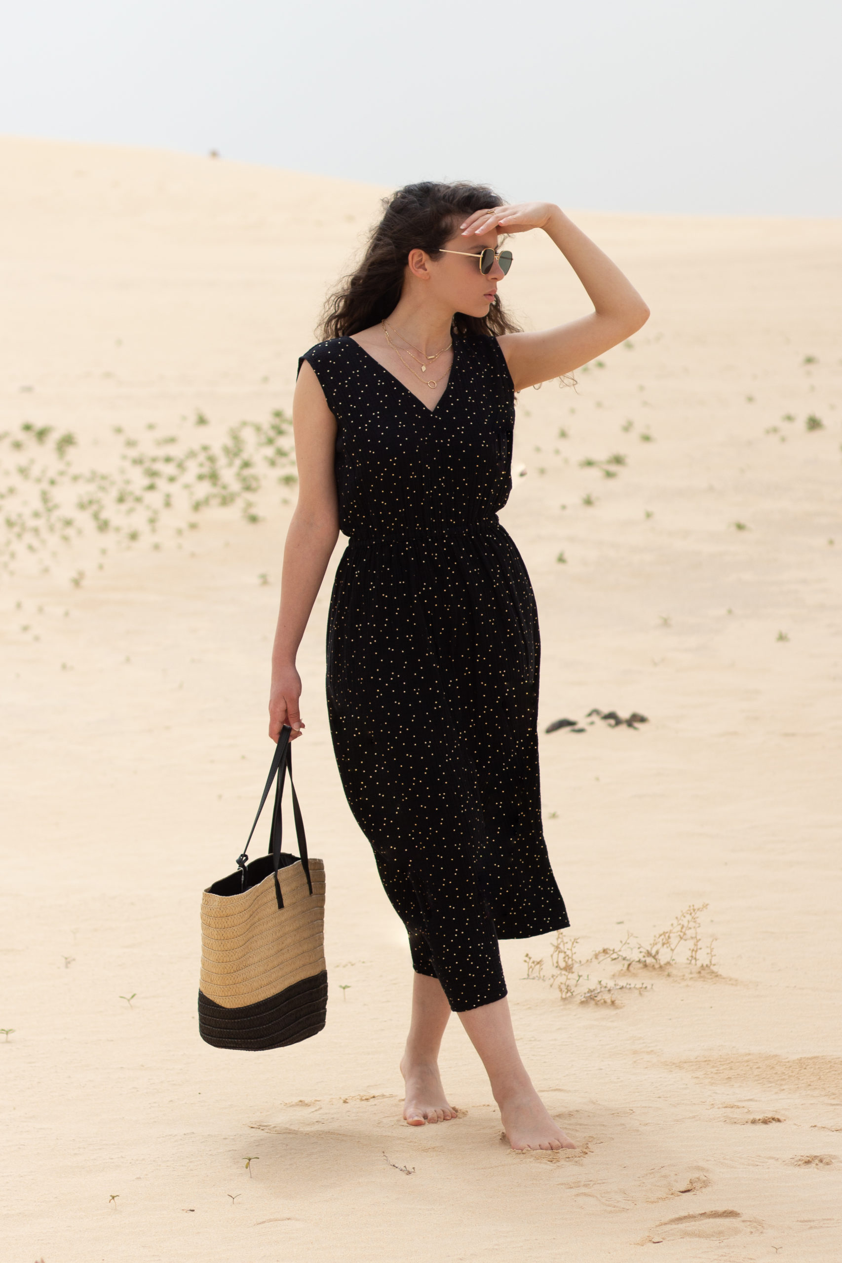 Robe STELLA noire pois dorés Robe STELLA noire pois dorés