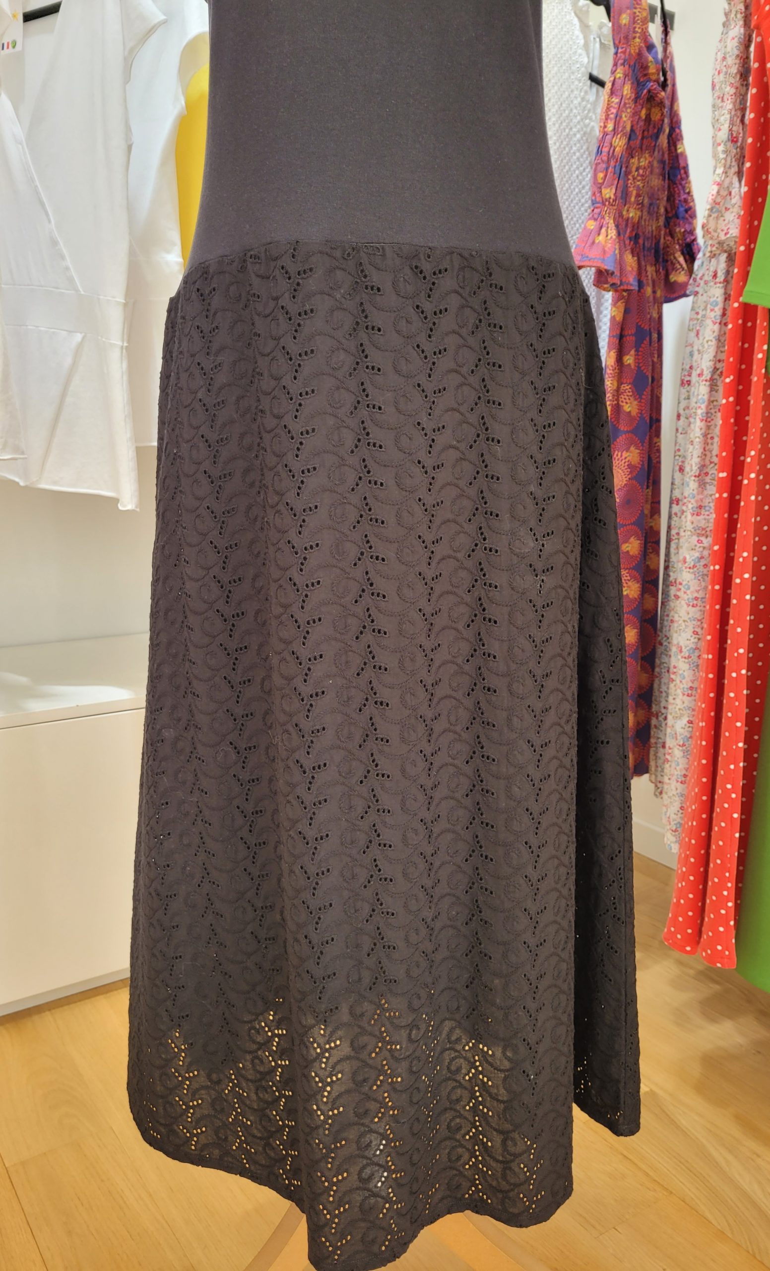 obe AVA bi-matière coton biologique broderie anglaise noire obe AVA bi-matière coton biologique broderie anglaise noire