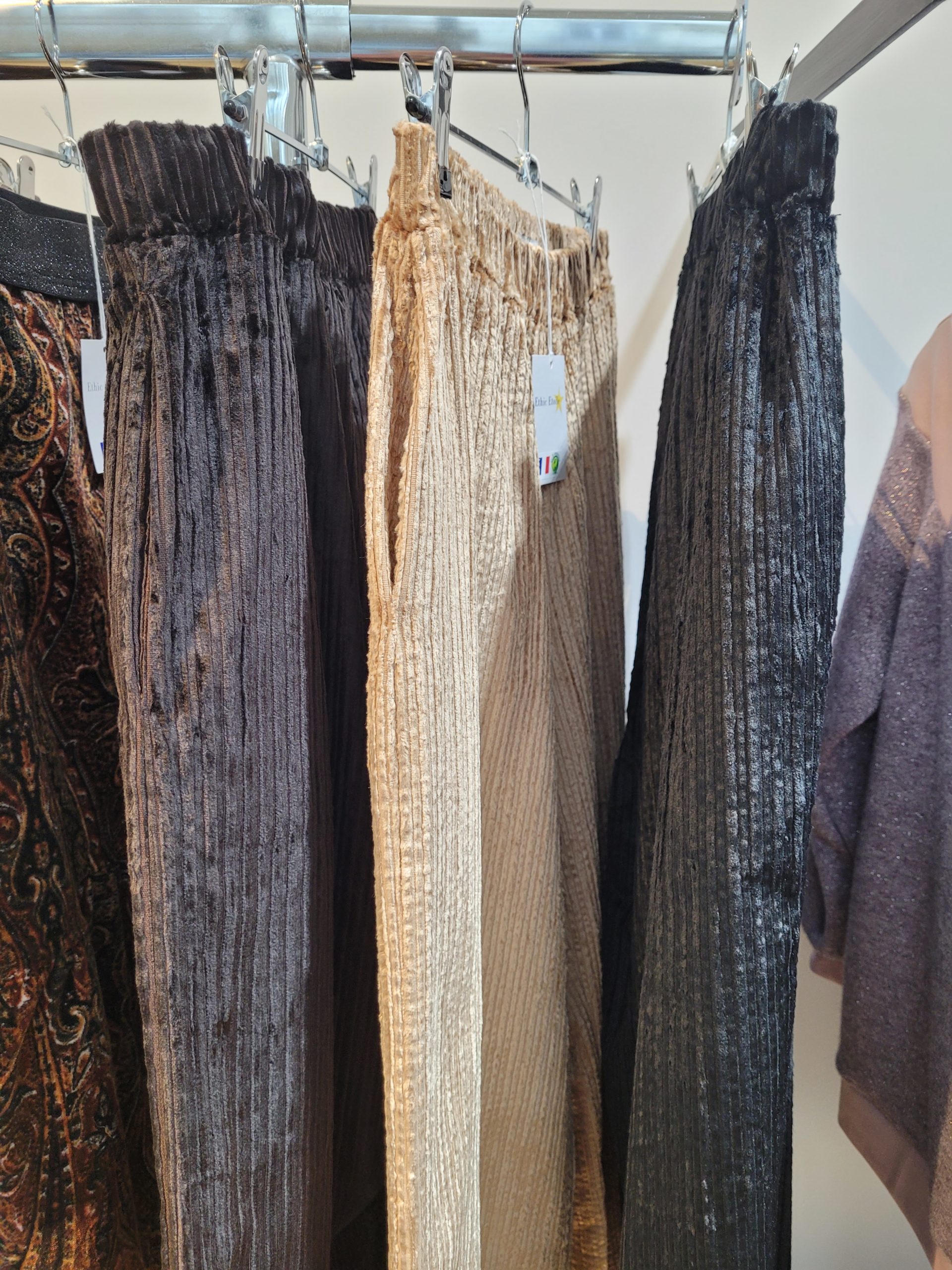 Velours grosses côtes camel pantalon Velours grosses côtes camel pantalon