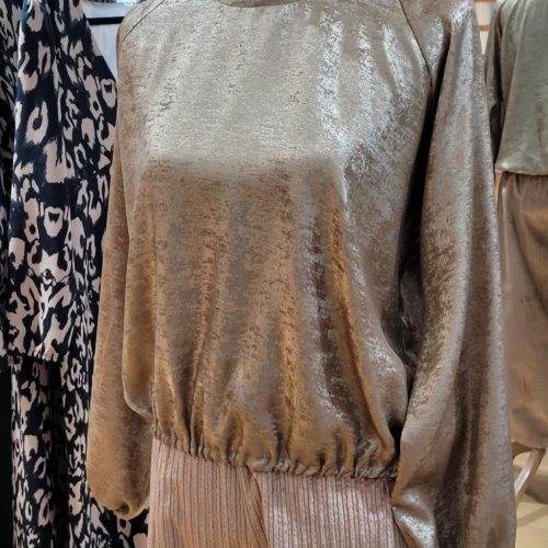 Blouse col rond fluide couleur vieil or