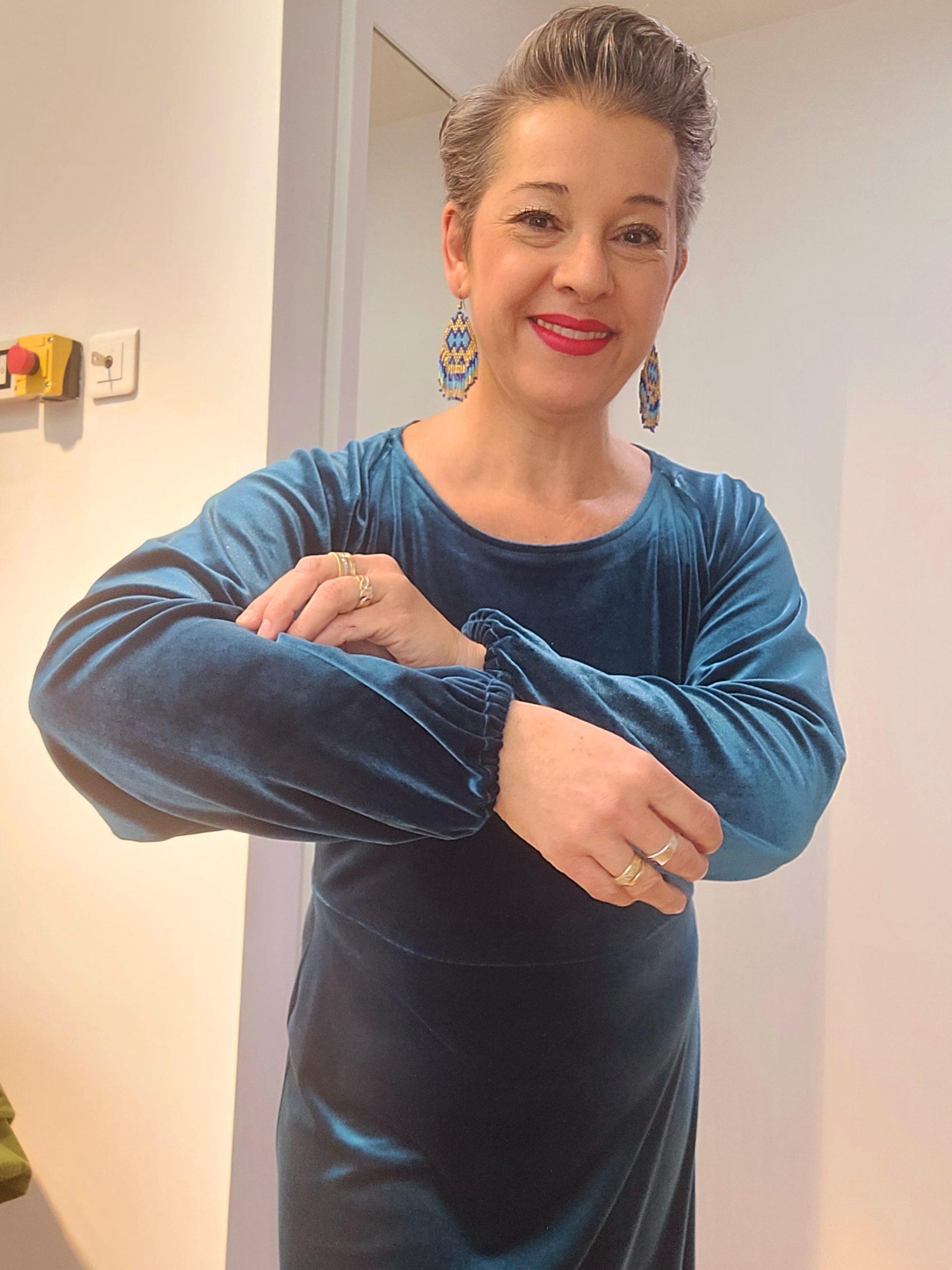Robe AGATHE velours bleu Robe AGATHE velours bleu