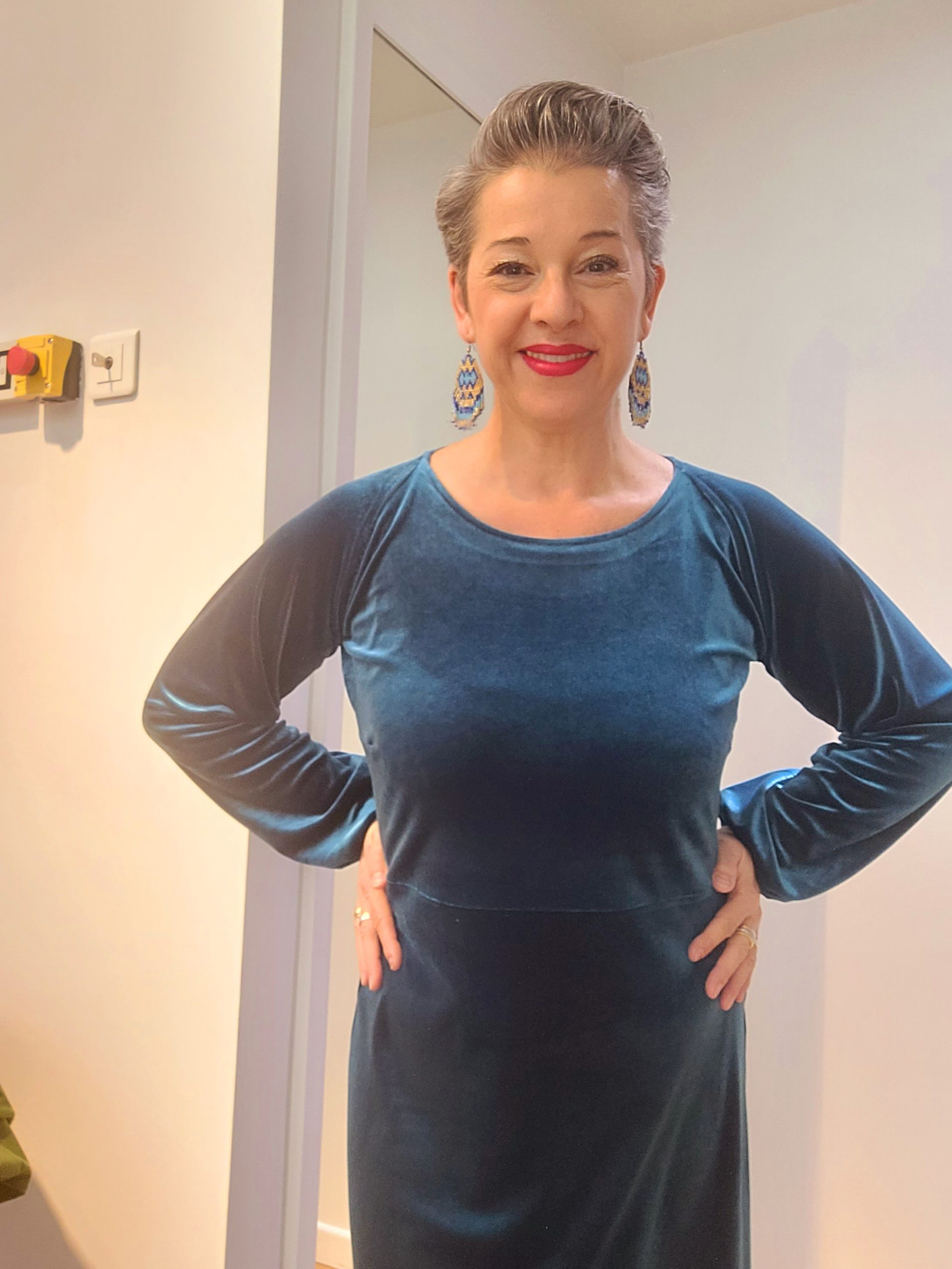 Robe AGATHE velours bleu Robe AGATHE velours bleu