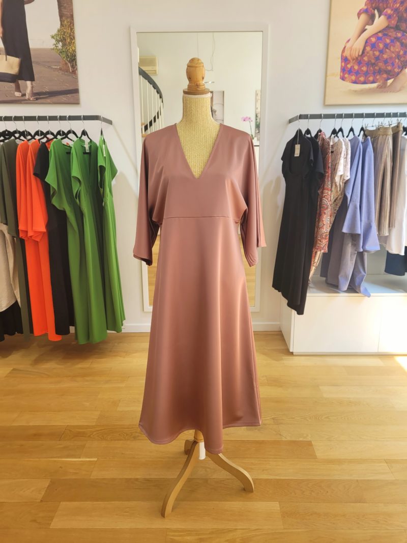 Robe HANAÉ satin vieux rose manches kimono