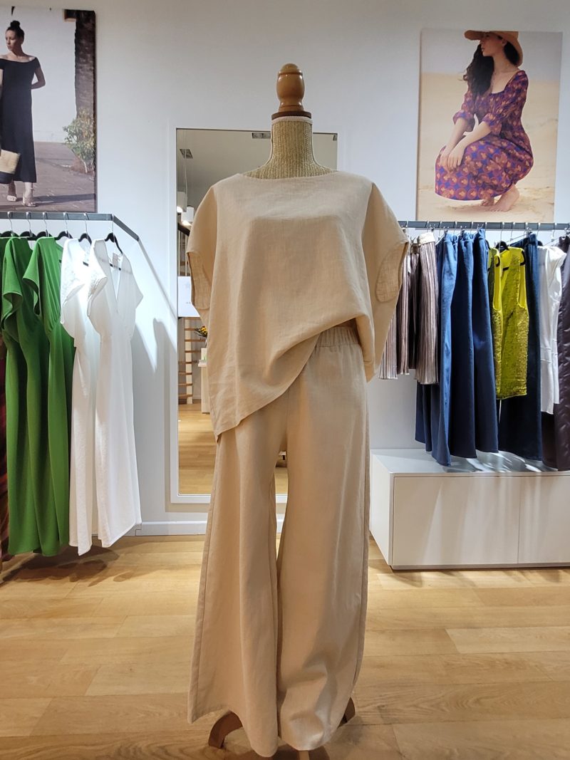 Blouse MYKONOS et pantalon VIVIANE en ramie naturelle
