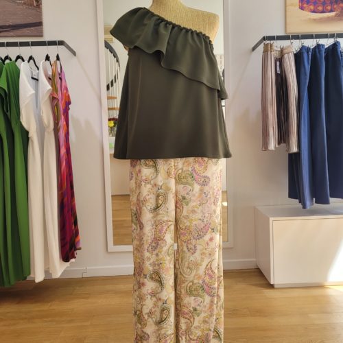 Pantalon VIVIANE en viscose imprimée et haut CARMEN kaki