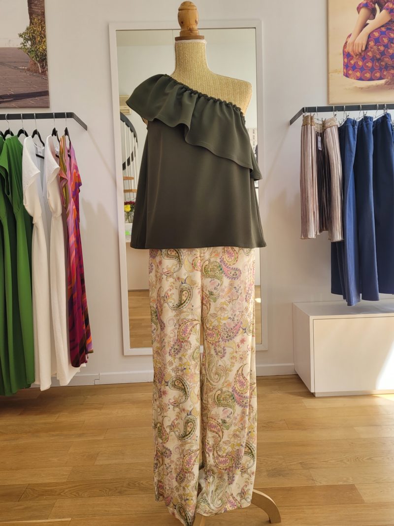 Pantalon VIVIANE en viscose imprimée et haut CARMEN kaki