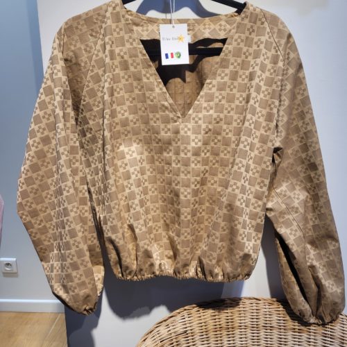 Blouse col V jacquard coton façon monogramme marron beige