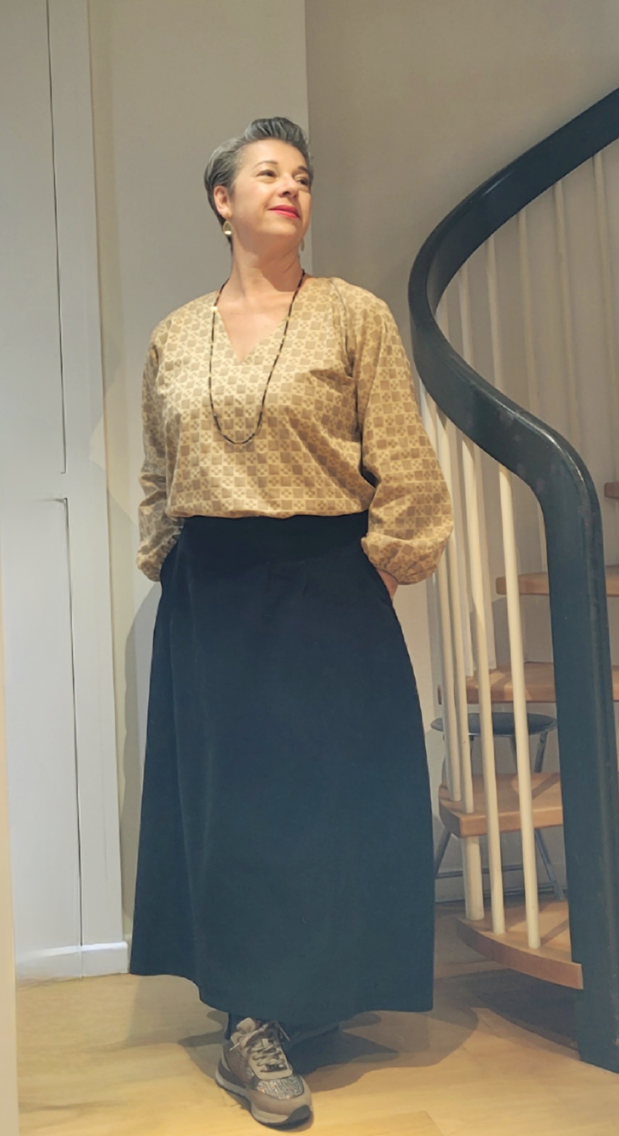 Blouse col V jacquard coton façon monogramme marron beige Blouse col V jacquard coton façon monogramme marron beige