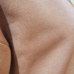 Molleton sweat camel lurex doré