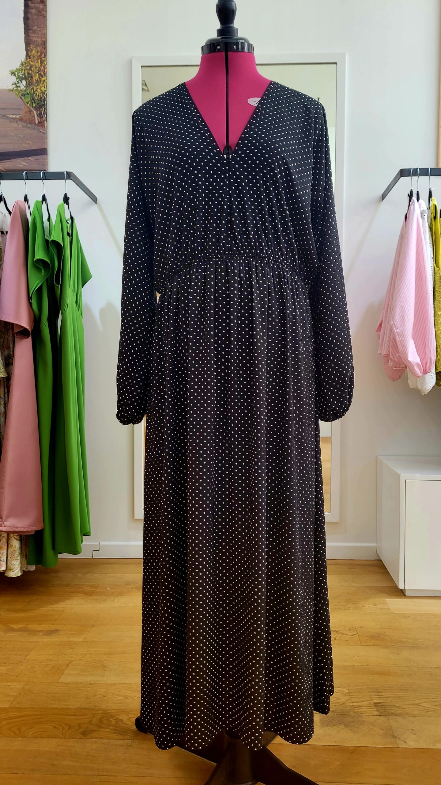 NORMA robe bohème légère noire petits pois blancs