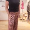 Pantalon VIVIANE viscose stretch imprimée cachemire rouge Pantalon VIVIANE viscose stretch imprimée cachemire rouge
